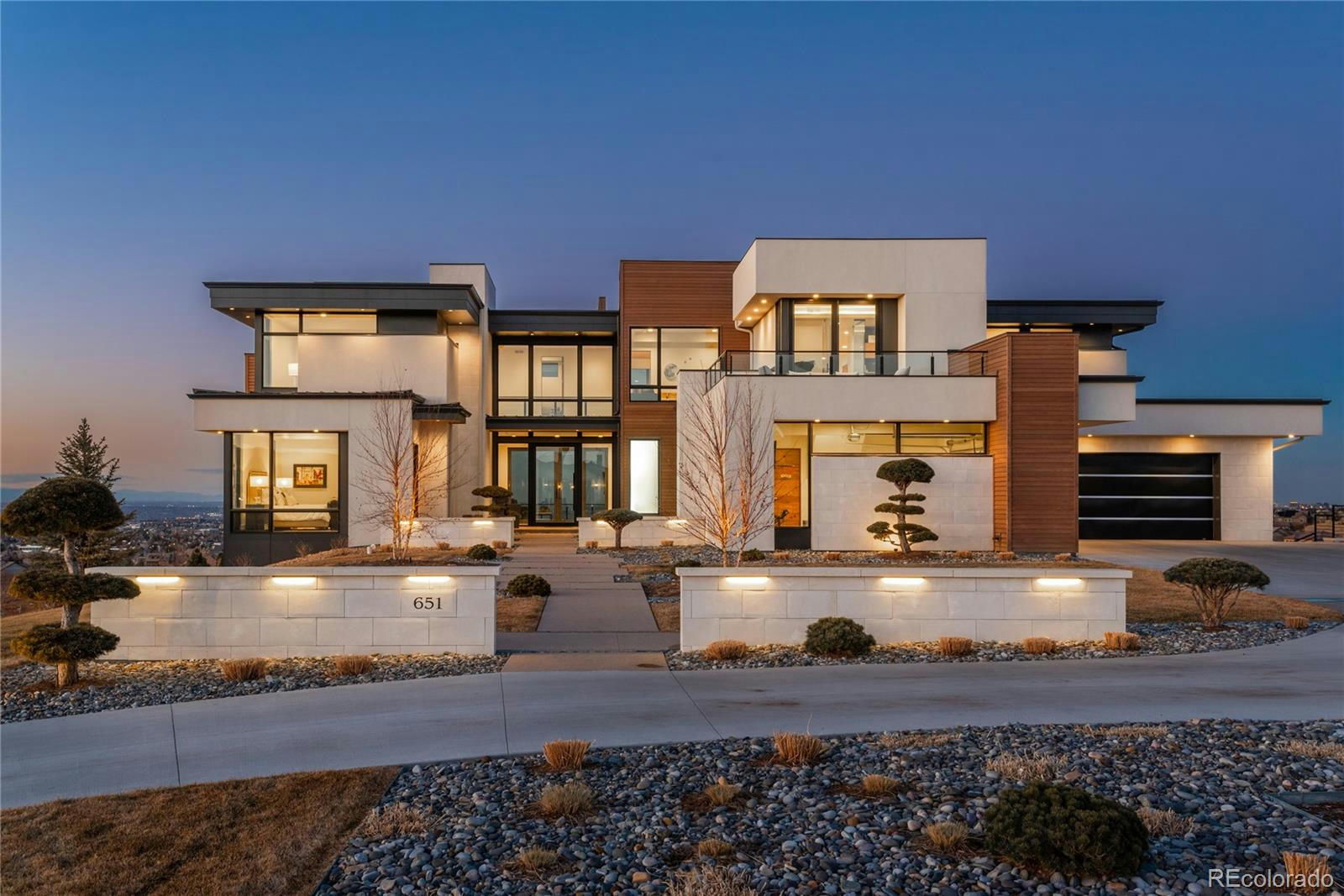 Background Image - Mercurial by CIR Group