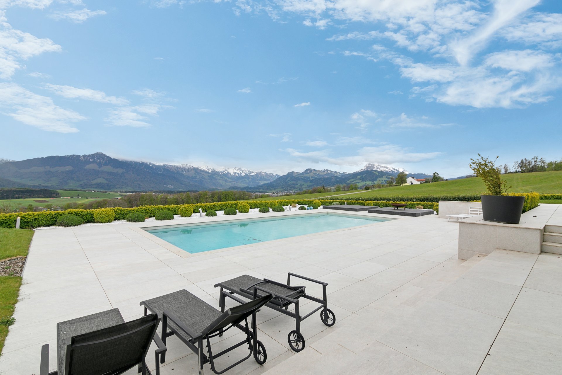 Magnifique propriété exceptionnelle ECO Efficiency avec piscine et vue panoramique