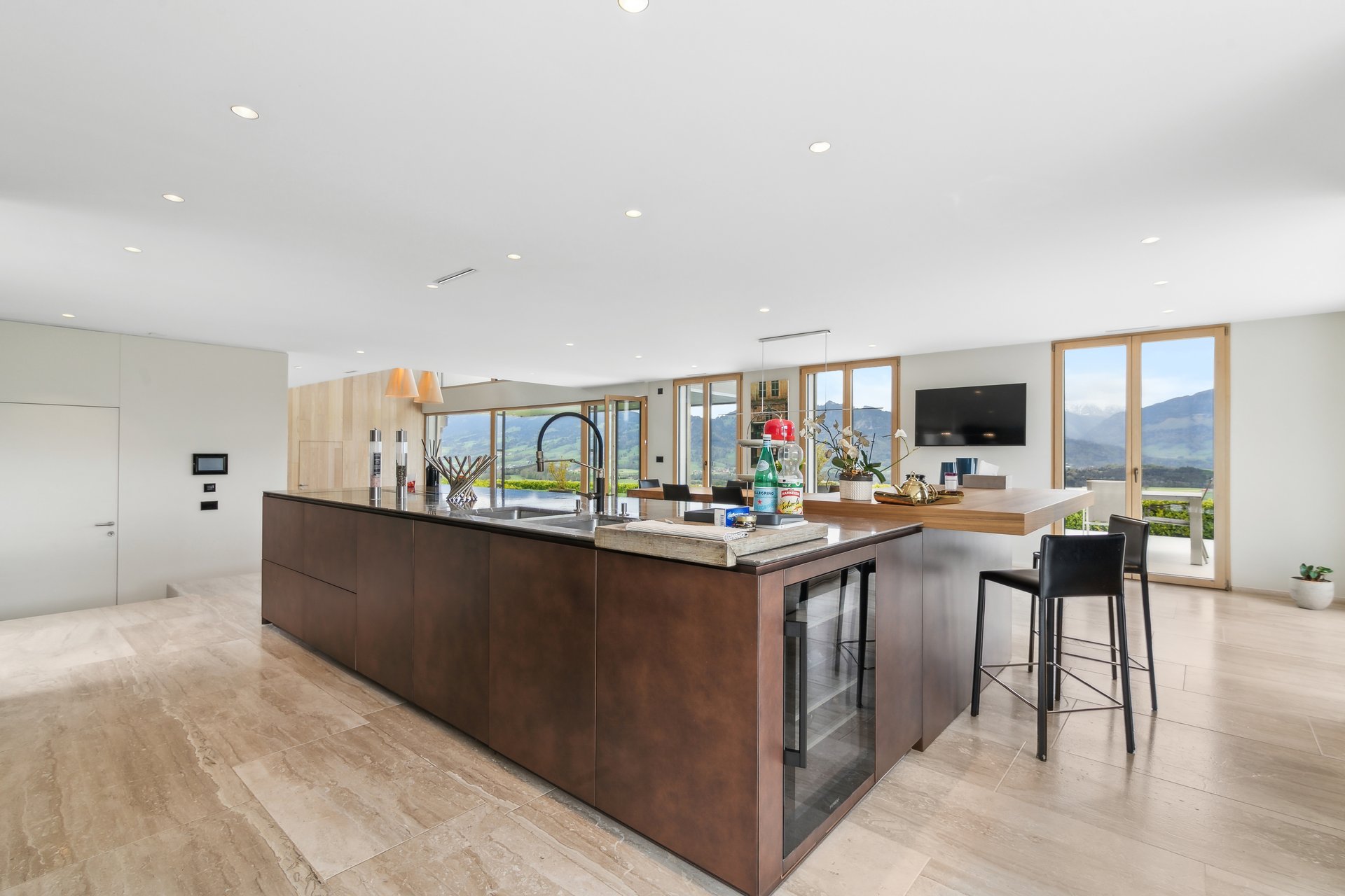 Magnifique propriété exceptionnelle ECO Efficiency avec piscine et vue panoramique