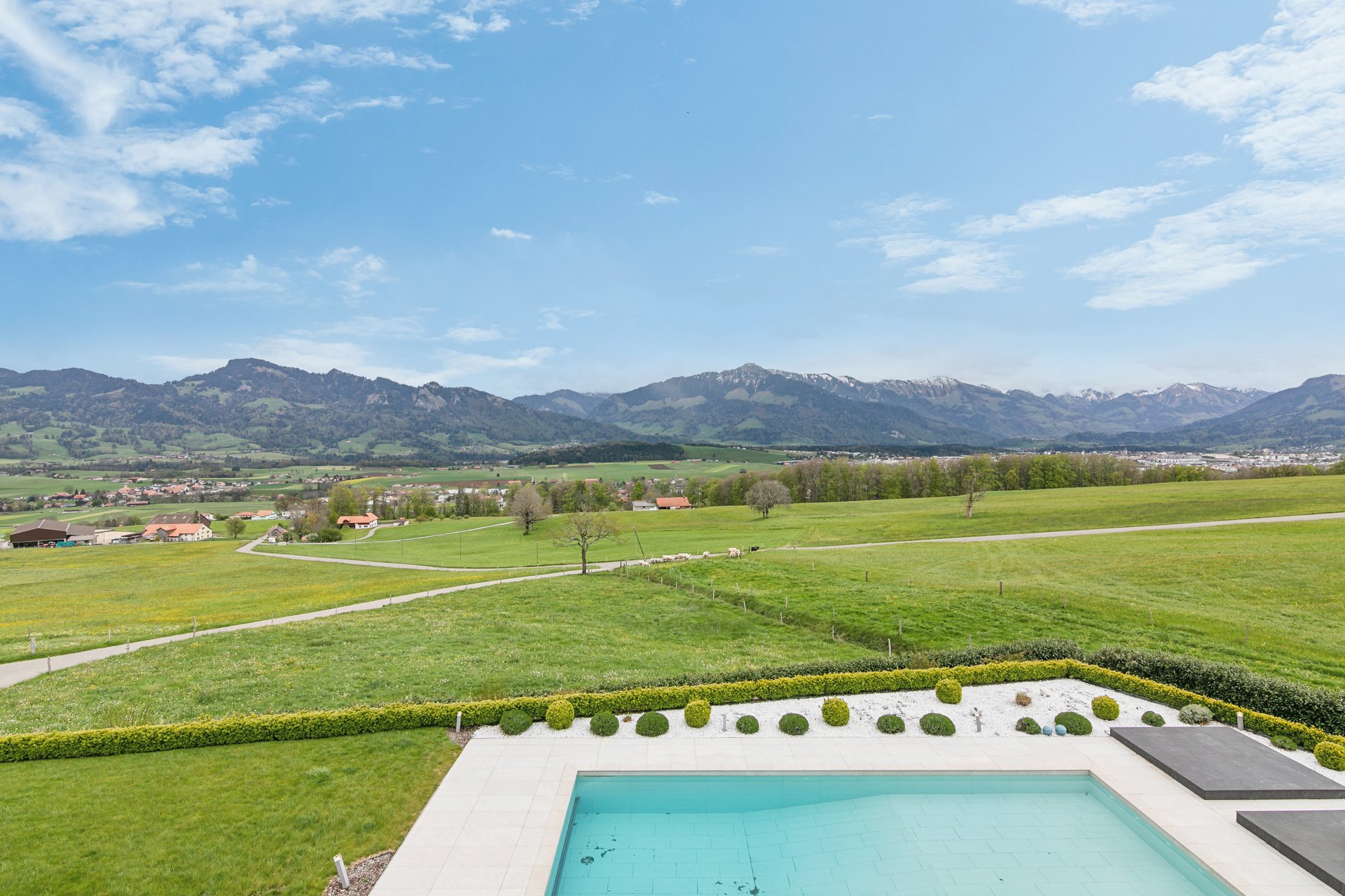 Magnifique propriété exceptionnelle ECO Efficiency avec piscine et vue panoramique