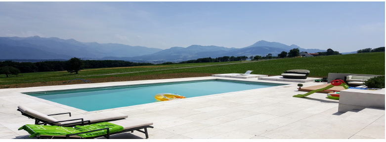 Magnifique propriété exceptionnelle ECO Efficiency avec piscine et vue panoramique