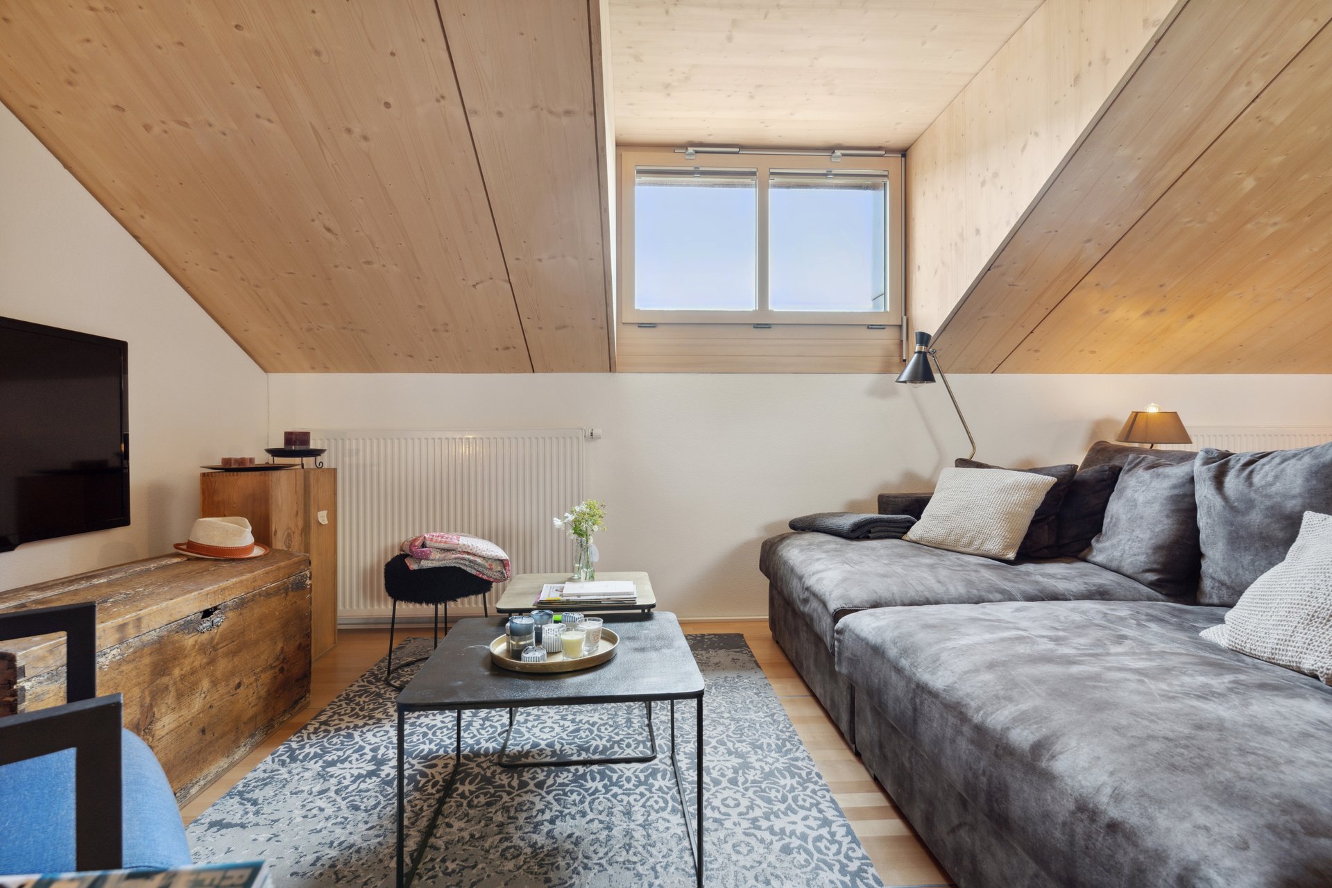 Immeuble de rendement rénové avec goût