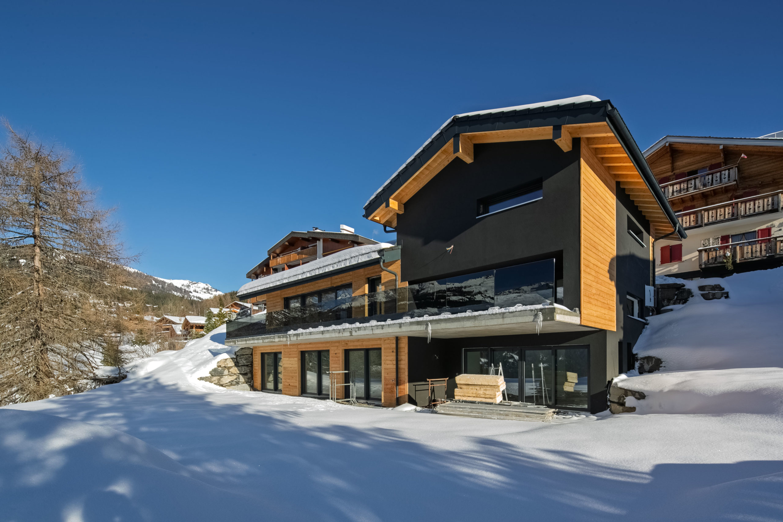 Chalet de prestige en cours de construction à Crans-Montana